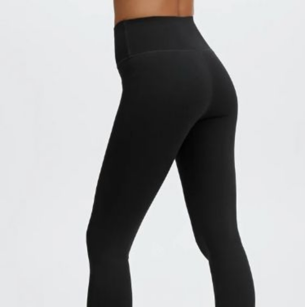 Fabletics High Waisted SculpKnit  Classic Legging Xsmall